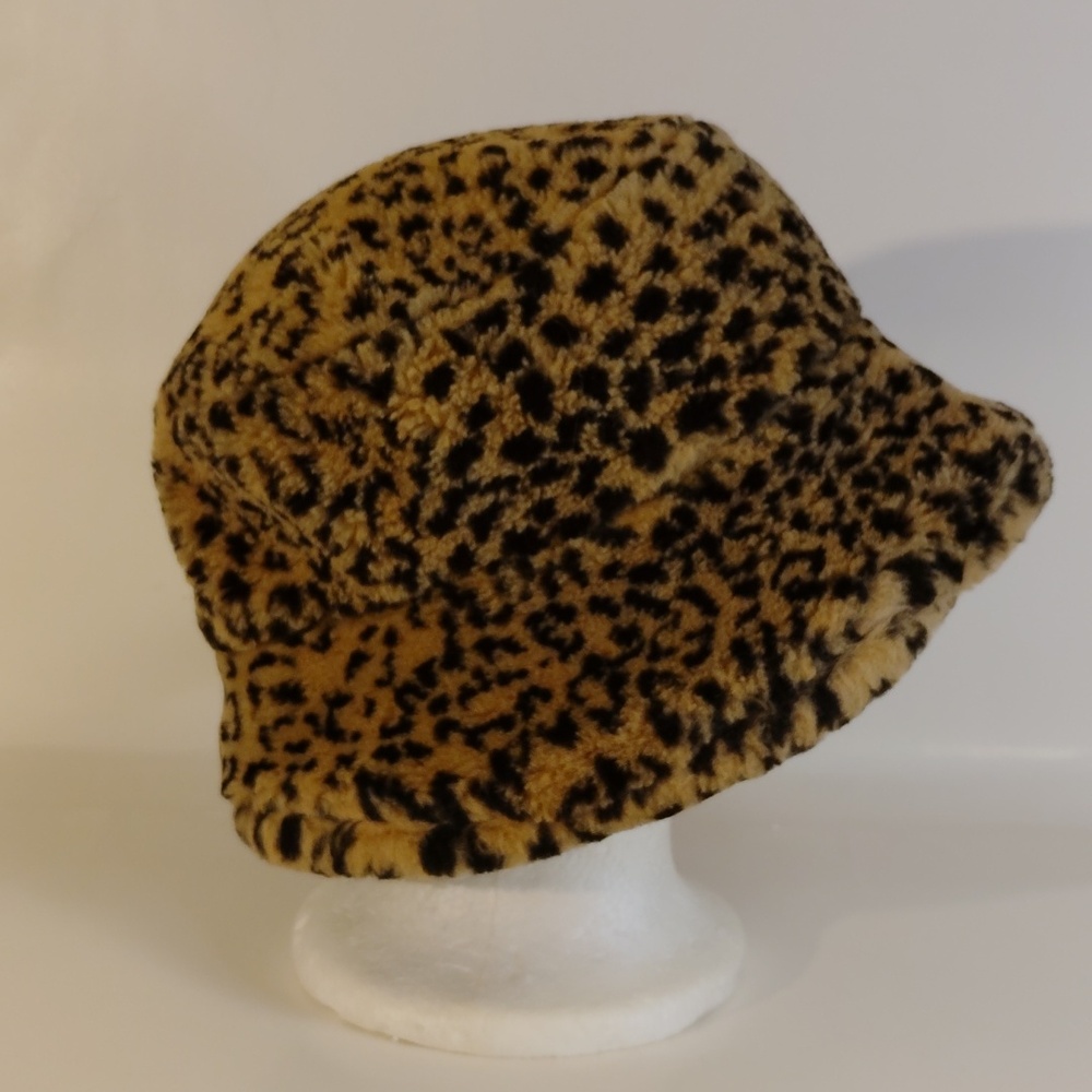 Preston & York Animal Print Faux Fur Bucket Hat - Picture 3 of 9